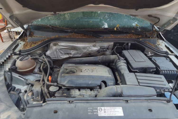 Used Volkswagen Tiguan 2012 1.8TSI Manual Two-Wheel Drive Urban Edition Engine Bay
