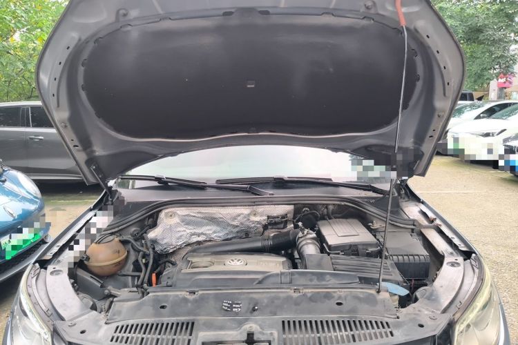 Used Volkswagen Tiguan 2012 1.8TSI Automatic Two-Wheel Drive Trend Edition Engine Bay
