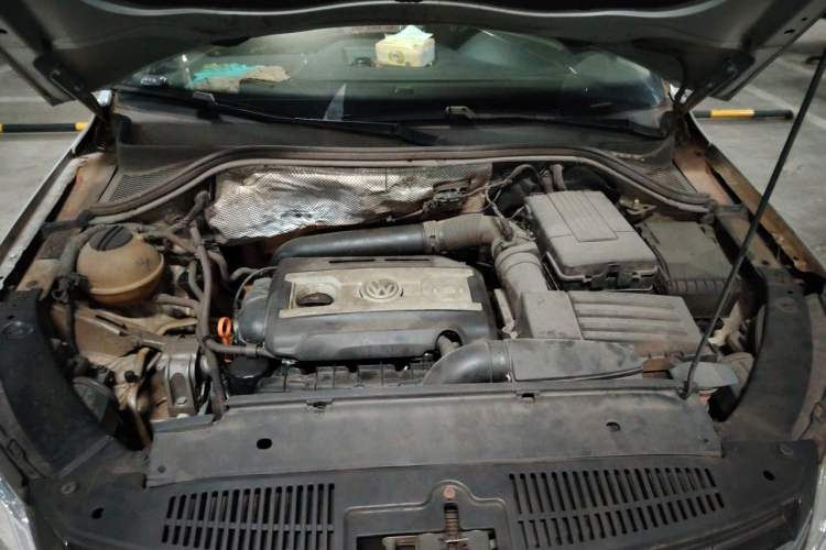 Used Volkswagen Tiguan 2012 1.8TSI Automatic Two-Wheel Drive Elite Edition Engine Bay