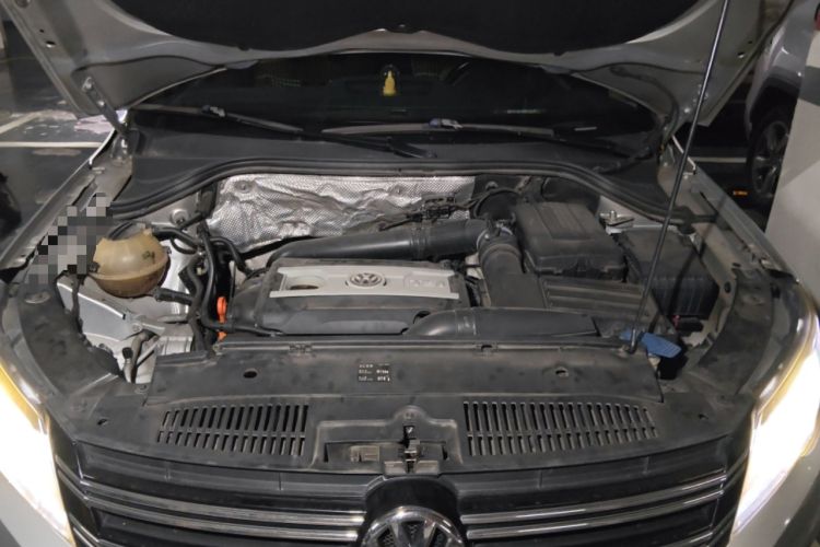 Used Volkswagen Tiguan 2012 1.8TSI Automatic Two-Wheel Drive Trend Edition Engine Bay