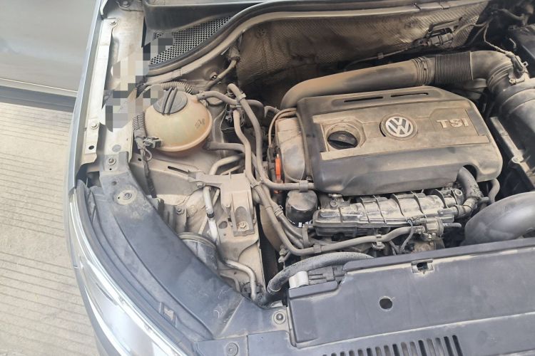 Used Volkswagen Tiguan 2012 1.8TSI Automatic All-Wheel Drive Elite Edition Engine Bay Right