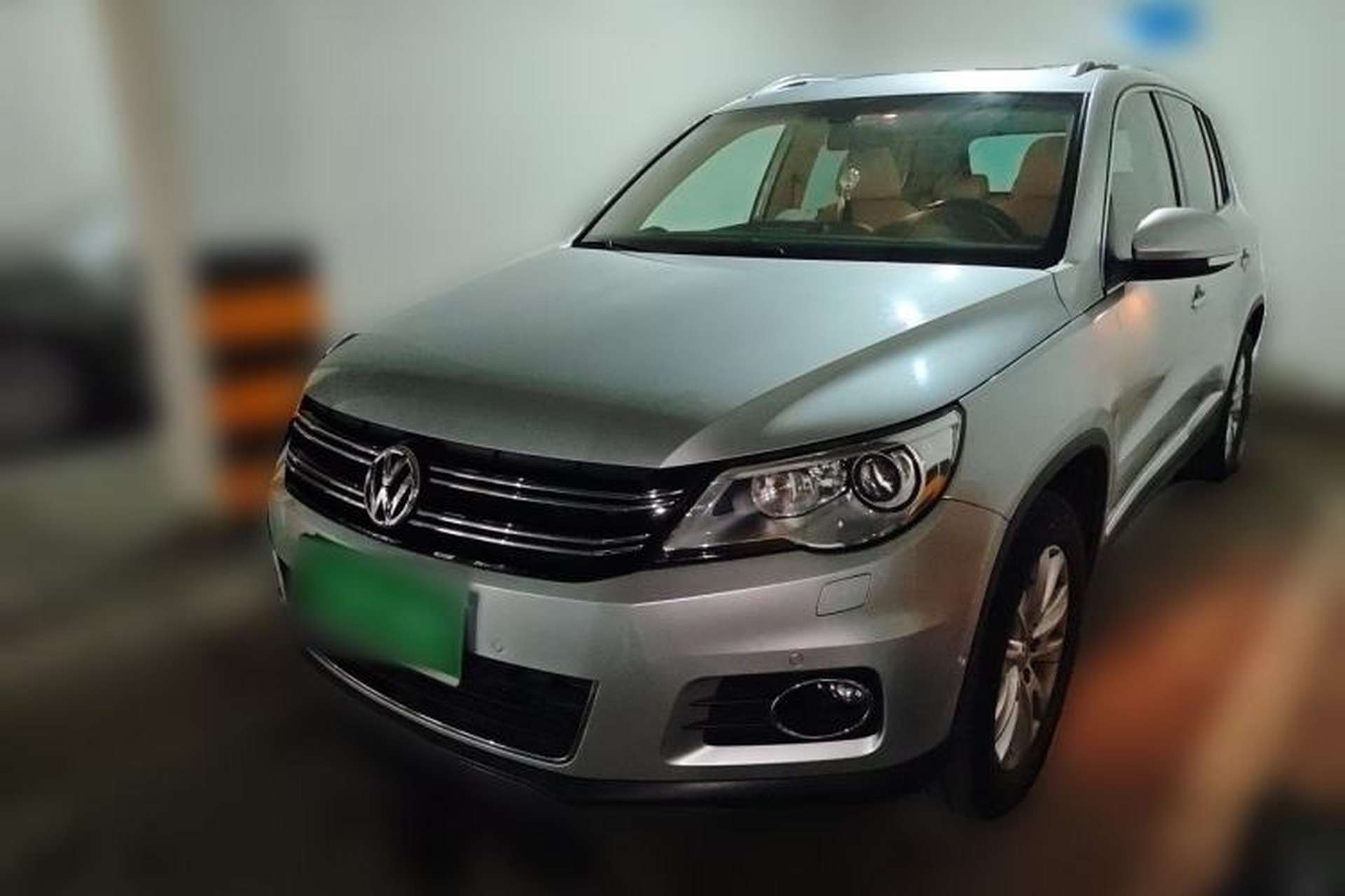 Used Volkswagen Tiguan 2012 2.0 TSI Automatic All-Wheel Drive Flagship Edition Front Left 45 Deg