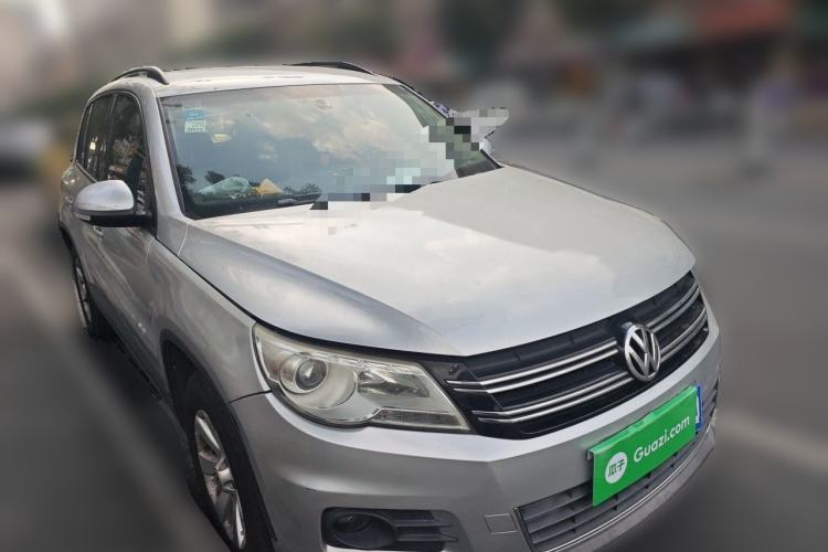 Used Volkswagen Tiguan 2012 1.8TSI Automatic Two-Wheel Drive Trend Edition Front Right 45 Deg
