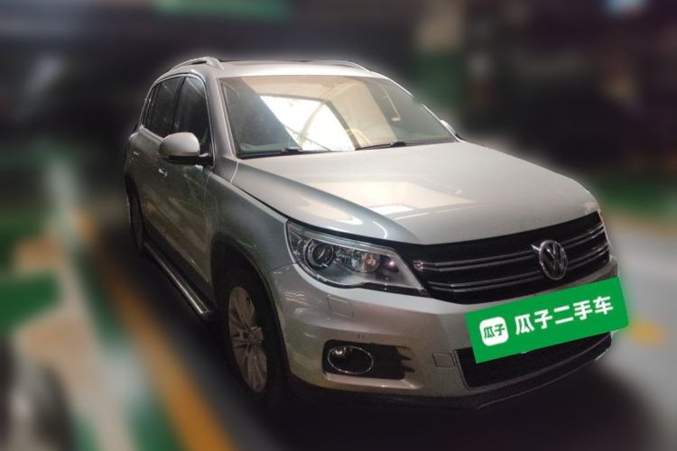 Used Volkswagen Tiguan 2012 2.0 TSI Automatic All-Wheel Drive Flagship Edition Front Right 45 Deg