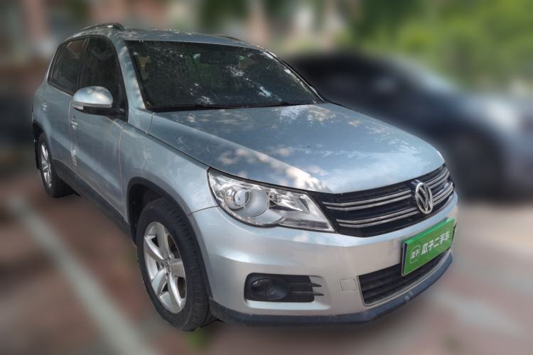 Used Volkswagen Tiguan 2012 1.8TSI Manual Two-Wheel Drive Urban Edition Front Right 45 Deg