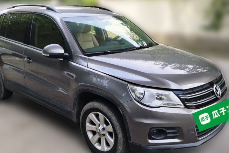 Used Volkswagen Tiguan 2012 1.8TSI Automatic Two-Wheel Drive Trend Edition Front Right 45 Deg