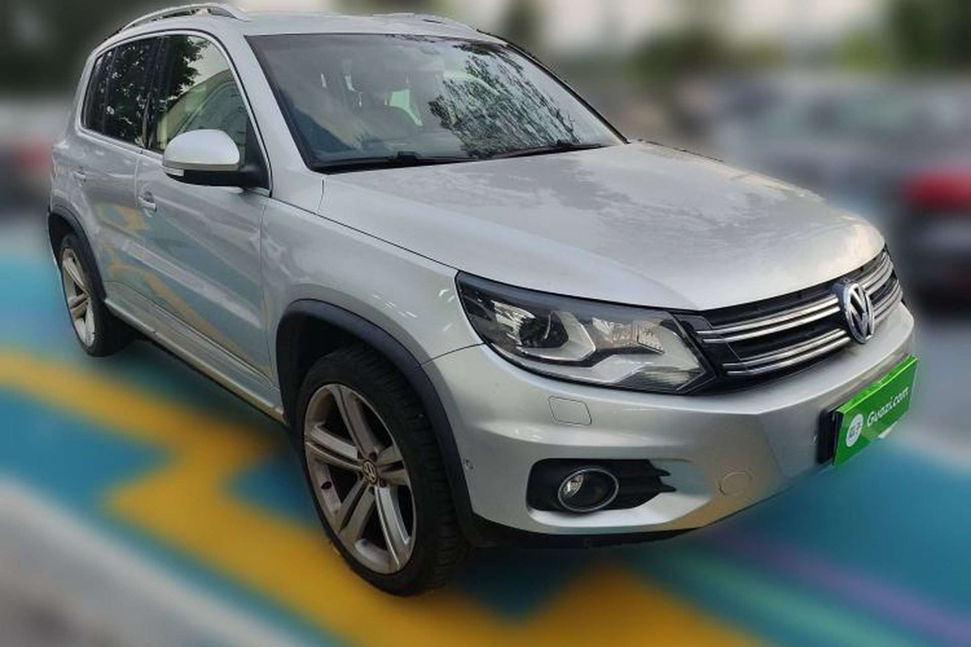 Used Volkswagen Tiguan 2012 2.0 TSI Luxury Edition Front Right 45 Deg