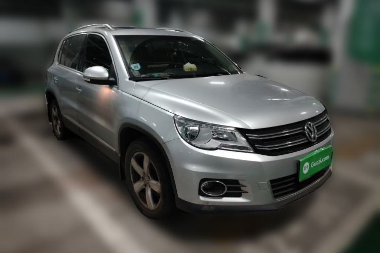 Used Volkswagen Tiguan 2012 1.8TSI Automatic Two-Wheel Drive Elite Edition Front Right 45 Deg