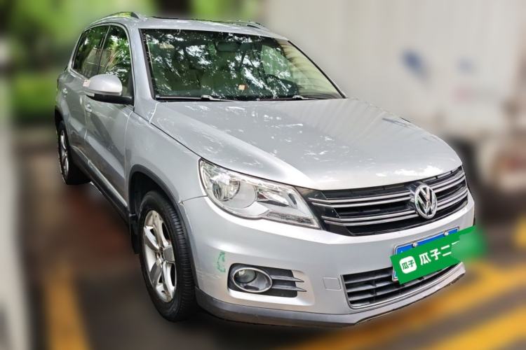 Used Volkswagen Tiguan 2012 1.8TSI Automatic All-Wheel Drive Elite Edition Front Right 45 Deg