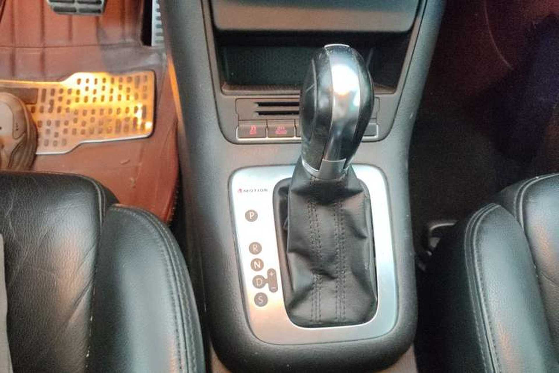 Used Volkswagen Tiguan 2012 2.0 TSI Luxury Edition Gear Lever