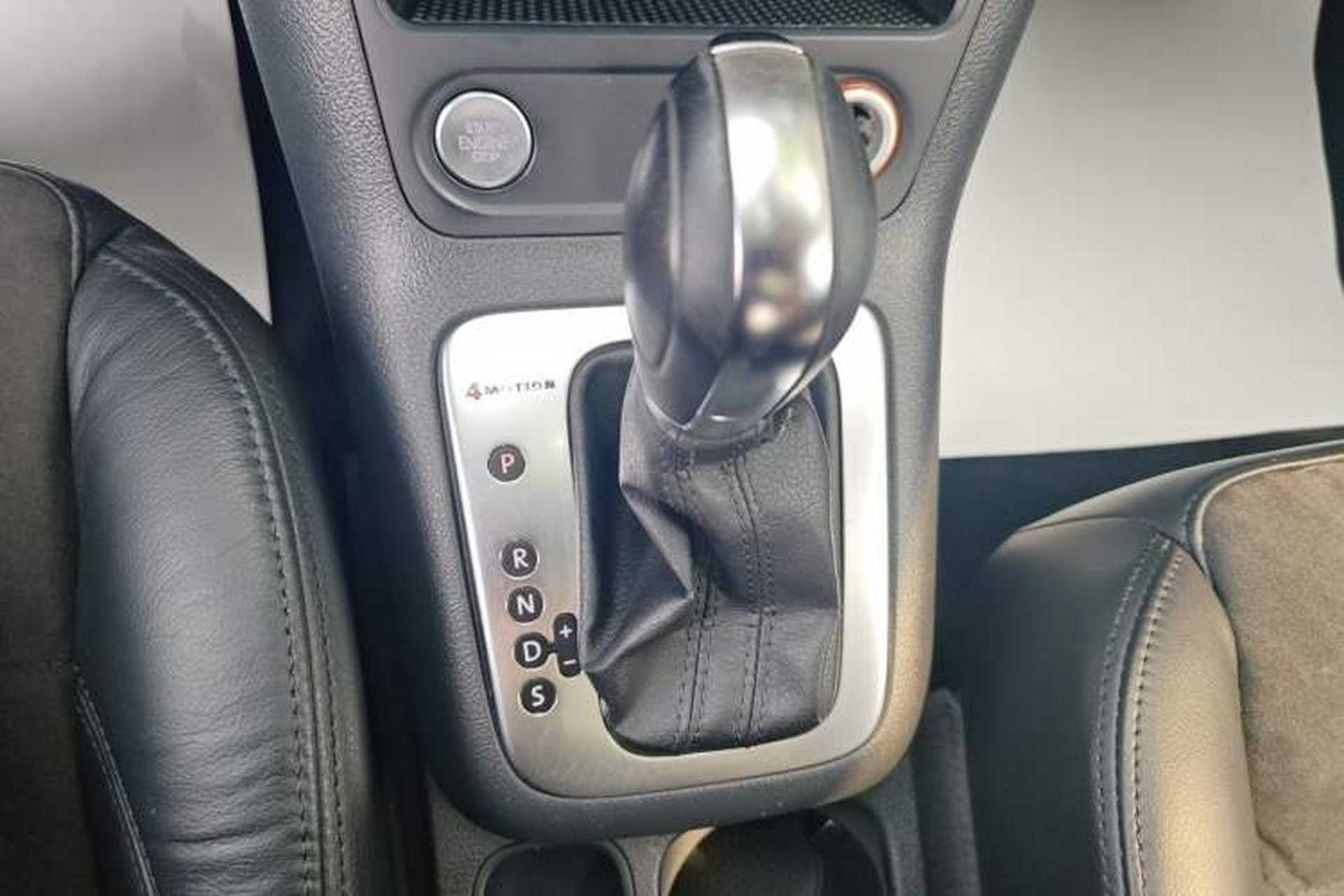 Used Volkswagen Tiguan 2012 2.0 TSI Automatic All-Wheel Drive Flagship Edition Gear Lever