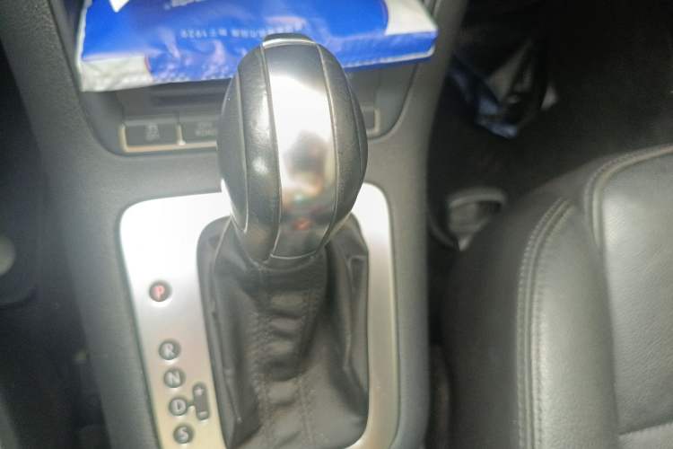 Used Volkswagen Tiguan 2012 2.0 TSI Comfort Edition Gear Lever