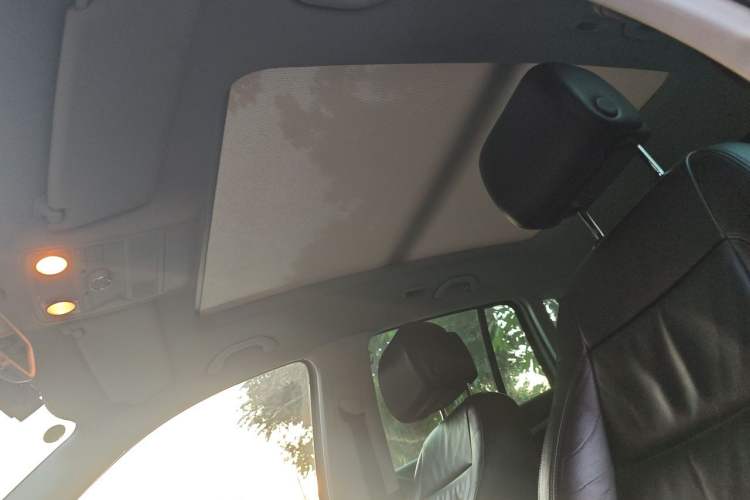 Used Volkswagen Tiguan 2012 2.0 TSI Comfort Edition Headliner