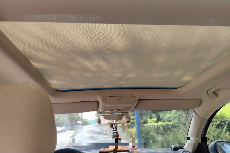Used Volkswagen Tiguan 2012 2.0 TSI Automatic All-Wheel Drive Elite Edition Headliner