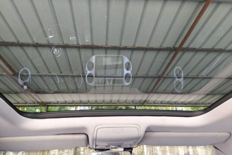 Used Volkswagen Tiguan 2012 1.8TSI Automatic Two-Wheel Drive Elite Edition Headliner