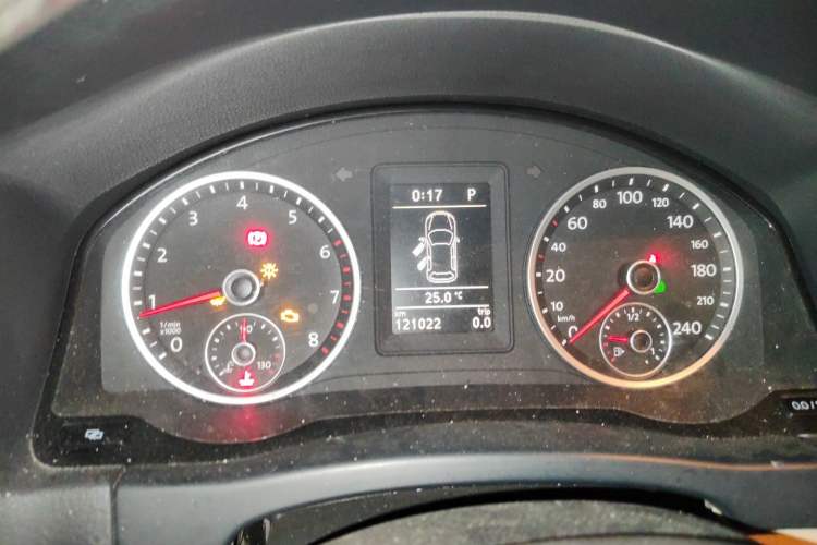 Used Volkswagen Tiguan 2012 1.8TSI Automatic Two-Wheel Drive Elite Edition Instrument Cluster