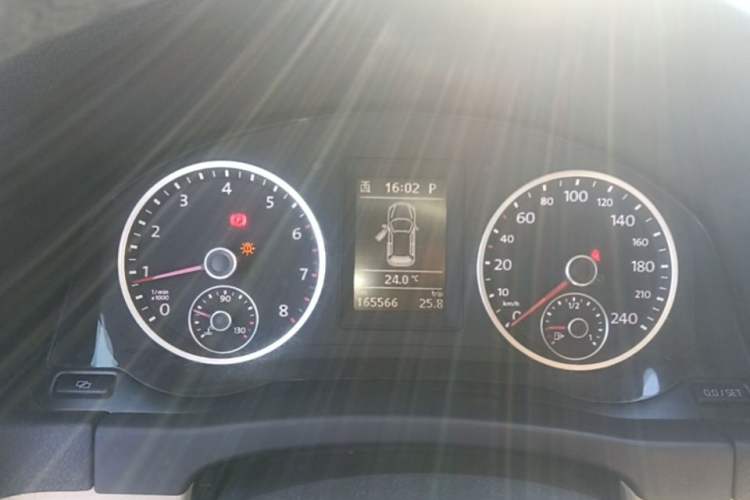 Used Volkswagen Tiguan 2012 1.8TSI Automatic Two-Wheel Drive Elite Edition Instrument Cluster
