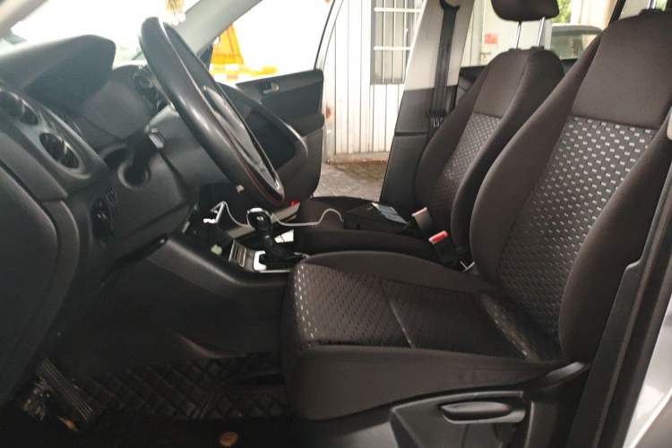 Used Volkswagen Tiguan 2012 1.8TSI Automatic Two-Wheel Drive Urban Edition Left Front Seat