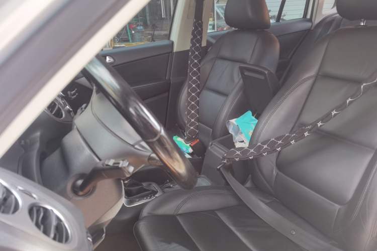 Used Volkswagen Tiguan 2012 1.8TSI Automatic All-Wheel Drive Fashion Edition Left Front Seat