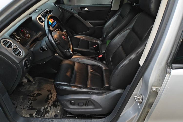 Used Volkswagen Tiguan 2012 1.8TSI Automatic Two-Wheel Drive Trend Edition Left Front Seat