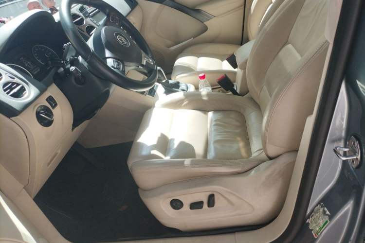 Used Volkswagen Tiguan 2012 1.8TSI Automatic Two-Wheel Drive Elite Edition Left Front Seat