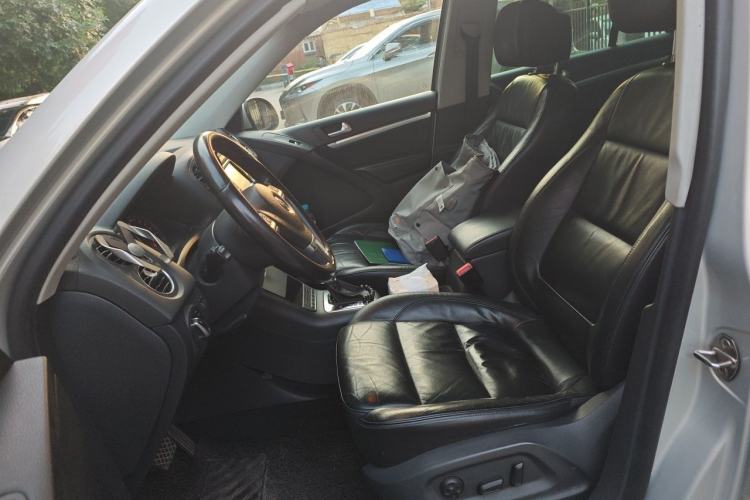 Used Volkswagen Tiguan 2012 2.0 TSI Comfort Edition Left Front Seat