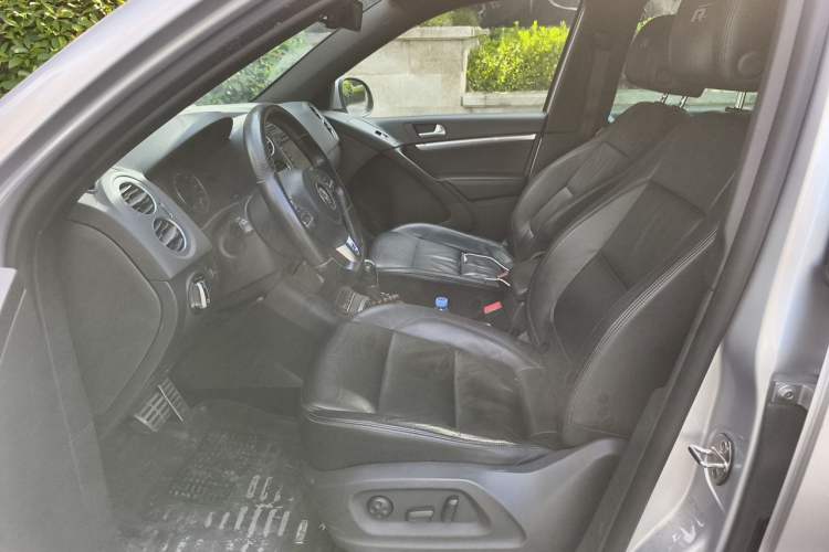 Used Volkswagen Tiguan 2012 2.0 TSI Luxury Edition Left Front Seat