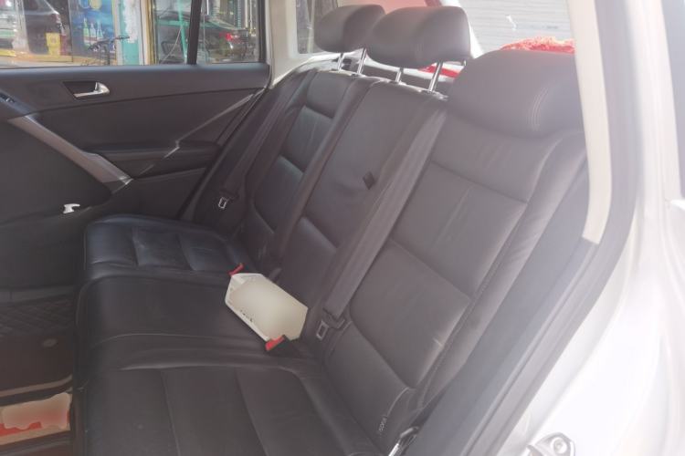 Used Volkswagen Tiguan 2012 1.8TSI Automatic All-Wheel Drive Fashion Edition Left Rear Seat