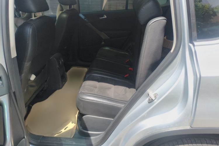 Used Volkswagen Tiguan 2012 2.0 TSI Automatic All-Wheel Drive Flagship Edition Left Rear Seat
