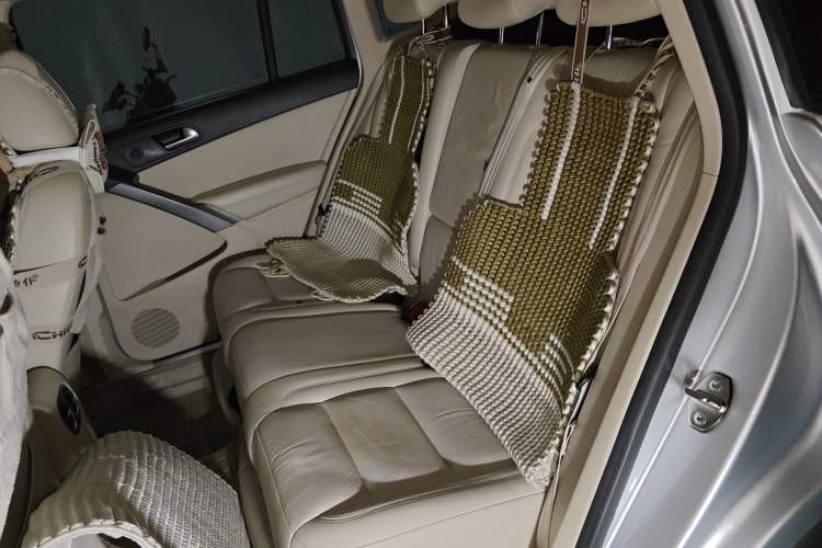 Used Volkswagen Tiguan 2012 1.8TSI Automatic Two-Wheel Drive Trend Edition Left Rear Seat