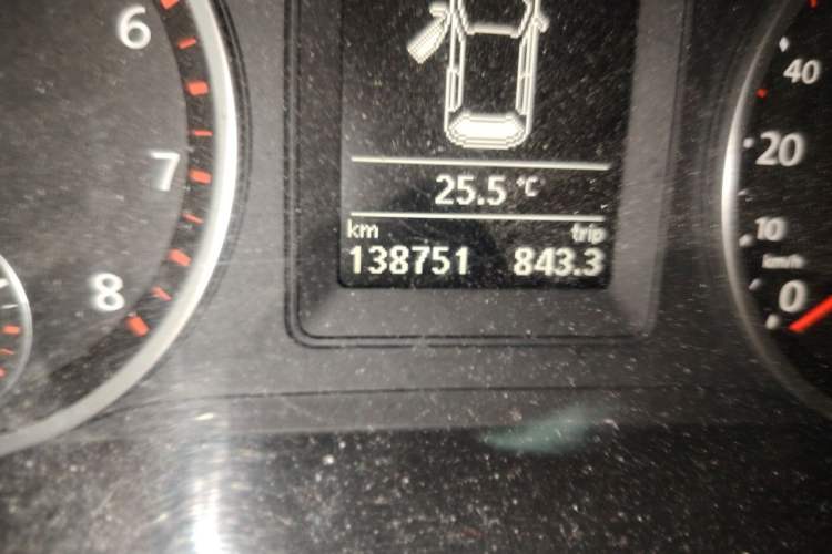 Used Volkswagen Tiguan 2012 1.8TSI Automatic Two-Wheel Drive Elite Edition Odometer Close Up