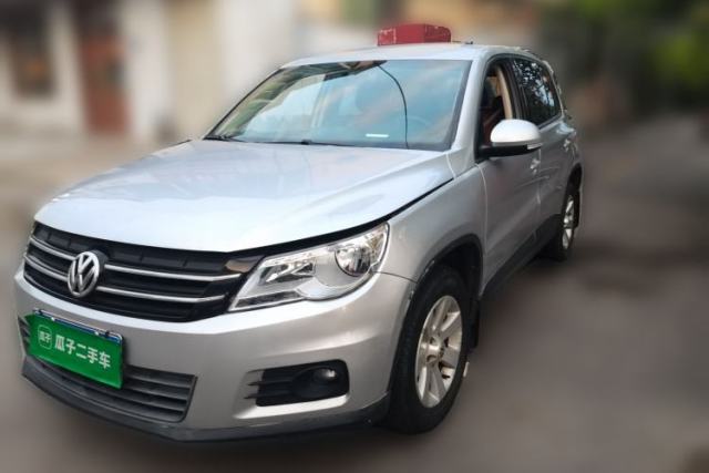 Volkswagen Tiguan 2012 1.8TSI Manual Two-Wheel Drive Urban Edition مستعملة