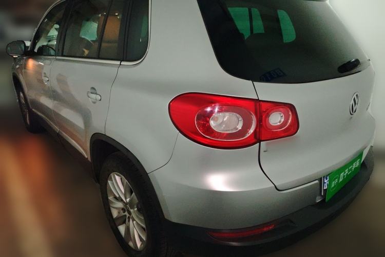 Used Volkswagen Tiguan 2012 2.0 TSI Automatic All-Wheel Drive Flagship Edition Rear Left 45 Deg