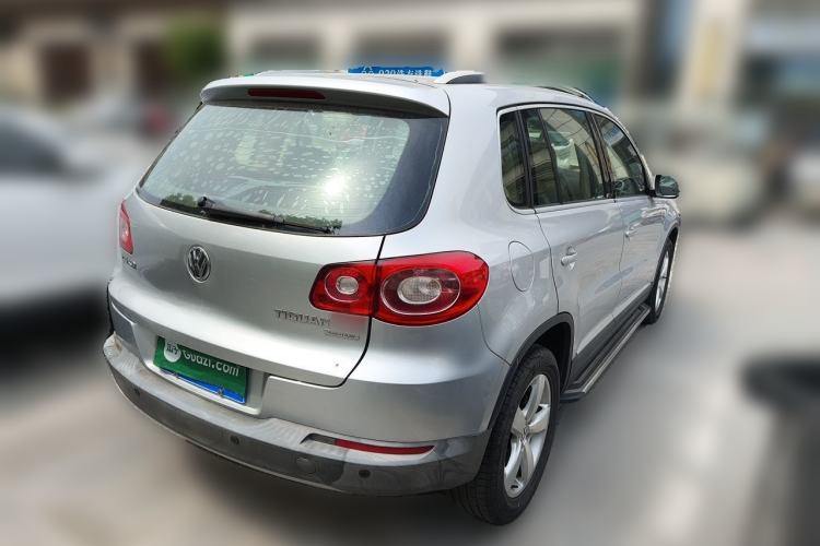 Used Volkswagen Tiguan 2012 2.0 TSI Automatic All-Wheel Drive Flagship Edition Rear Right 45 Deg
