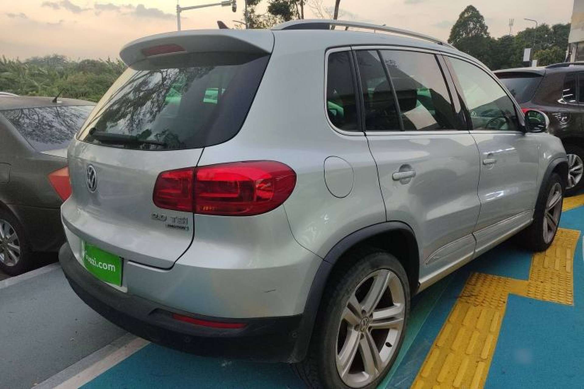 Used Volkswagen Tiguan 2012 2.0 TSI Luxury Edition Rear Right 45 Deg