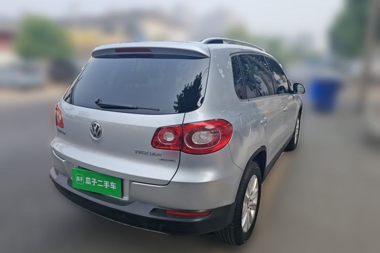 Used Volkswagen Tiguan 2012 2.0 TSI Automatic All-Wheel Drive Flagship Edition Rear Right 45 Deg