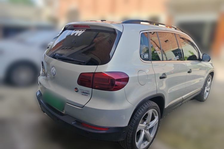 Used Volkswagen Tiguan 2012 2.0 TSI Comfort Edition Rear Right 45 Deg