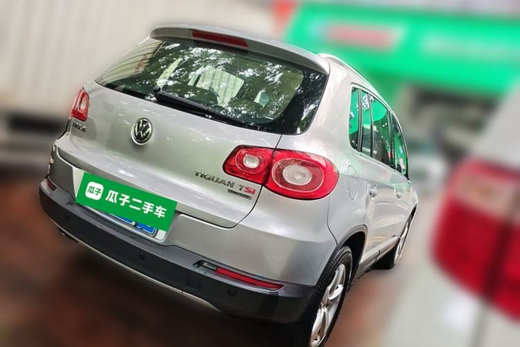 Used Volkswagen Tiguan 2012 1.8TSI Automatic All-Wheel Drive Elite Edition Rear Right 45 Deg