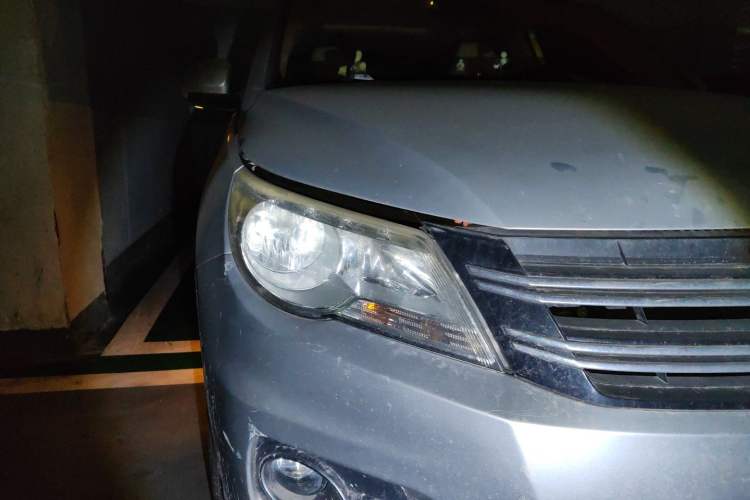 Used Volkswagen Tiguan 2012 1.8TSI Automatic Two-Wheel Drive Elite Edition Right Front Headlight