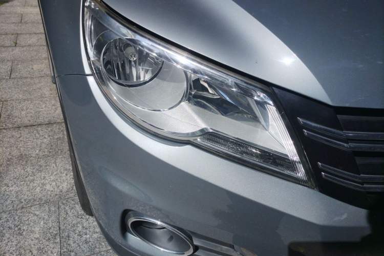 Used Volkswagen Tiguan 2012 1.8TSI Automatic Two-Wheel Drive Elite Edition Right Front Headlight