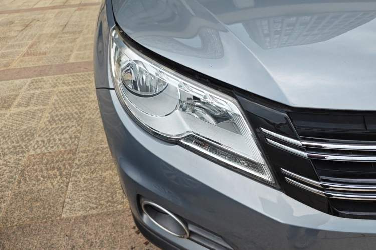 Used Volkswagen Tiguan 2012 1.8TSI Automatic Two-Wheel Drive Elite Edition Right Front Headlight