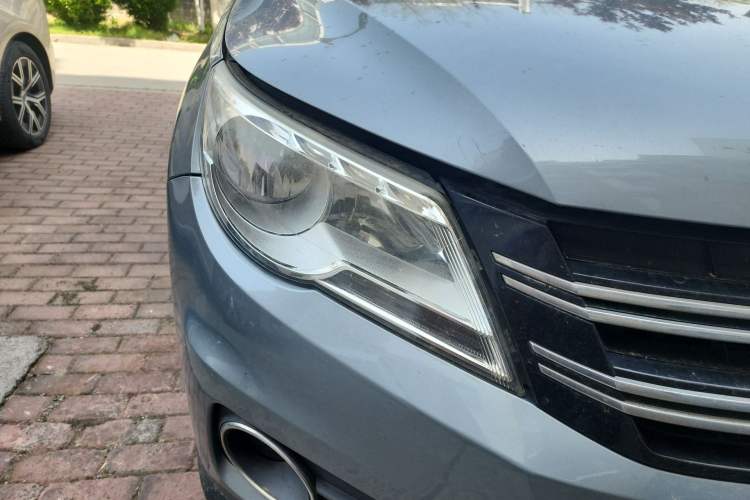 Used Volkswagen Tiguan 2012 1.8TSI Automatic Two-Wheel Drive Elite Edition Right Front Headlight