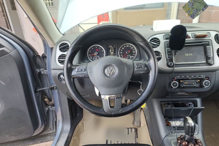 Used Volkswagen Tiguan 2012 1.8TSI Automatic Two-Wheel Drive Elite Edition Steering Wheel