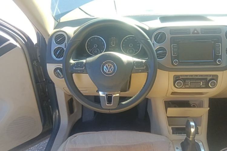 Used Volkswagen Tiguan 2012 1.8TSI Automatic Two-Wheel Drive Elite Edition Steering Wheel