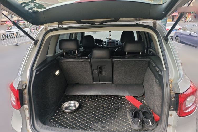 Used Volkswagen Tiguan 2012 1.8TSI Automatic Two-Wheel Drive Trend Edition Trunk
