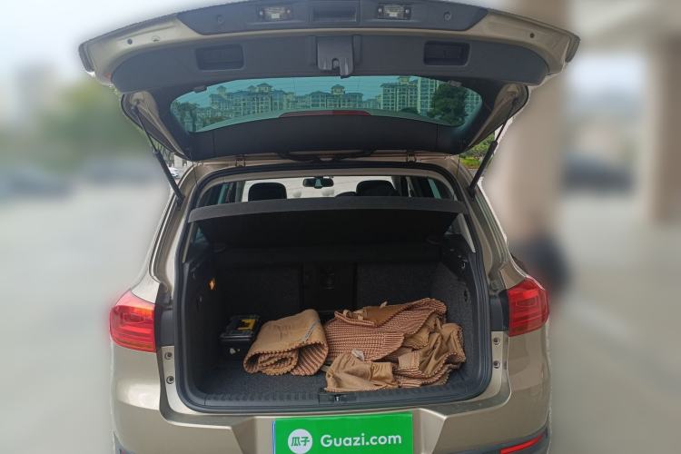 Used Volkswagen Tiguan 2012 2.0 TSI Comfort Edition Trunk