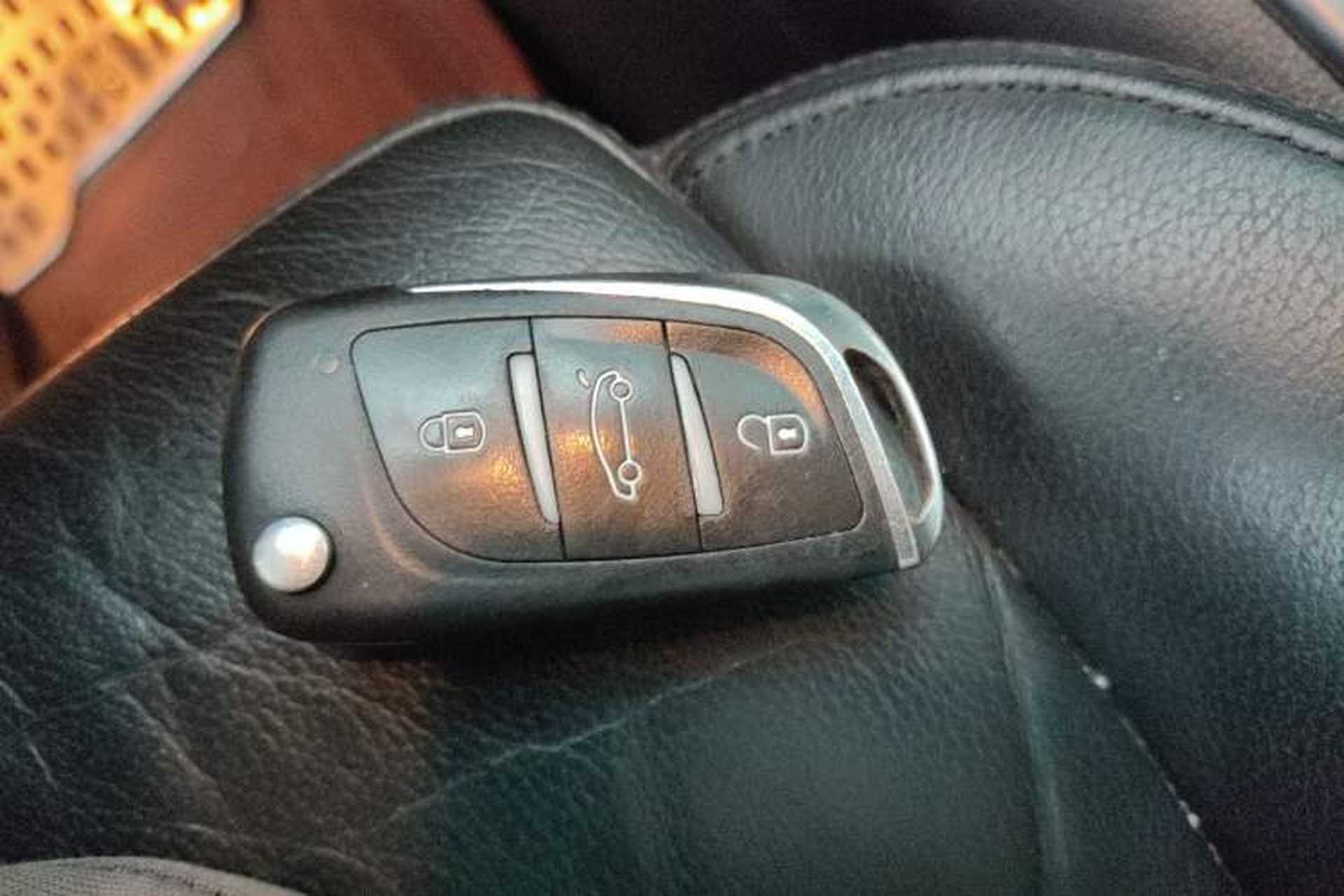 Used Volkswagen Tiguan 2012 2.0 TSI Luxury Edition Vehicle Key