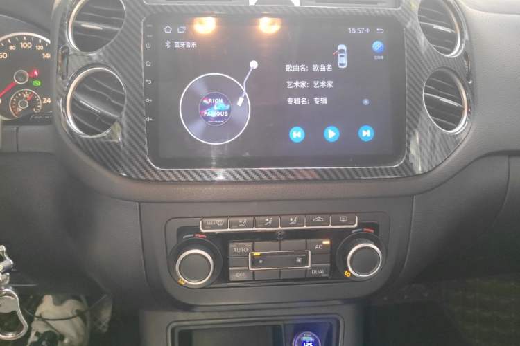 Used Volkswagen Tiguan 2012 1.8TSI Automatic Two-Wheel Drive Trend Edition Audio And AC Panel