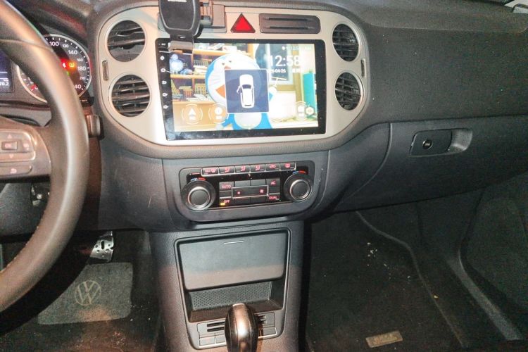 Used Volkswagen Tiguan 2012 1.8TSI Automatic Two-Wheel Drive Trend Edition Audio And AC Panel