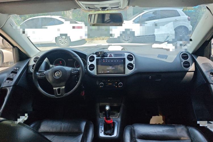 Used Volkswagen Tiguan 2012 1.8TSI Automatic All-Wheel Drive Elite Edition Center Console